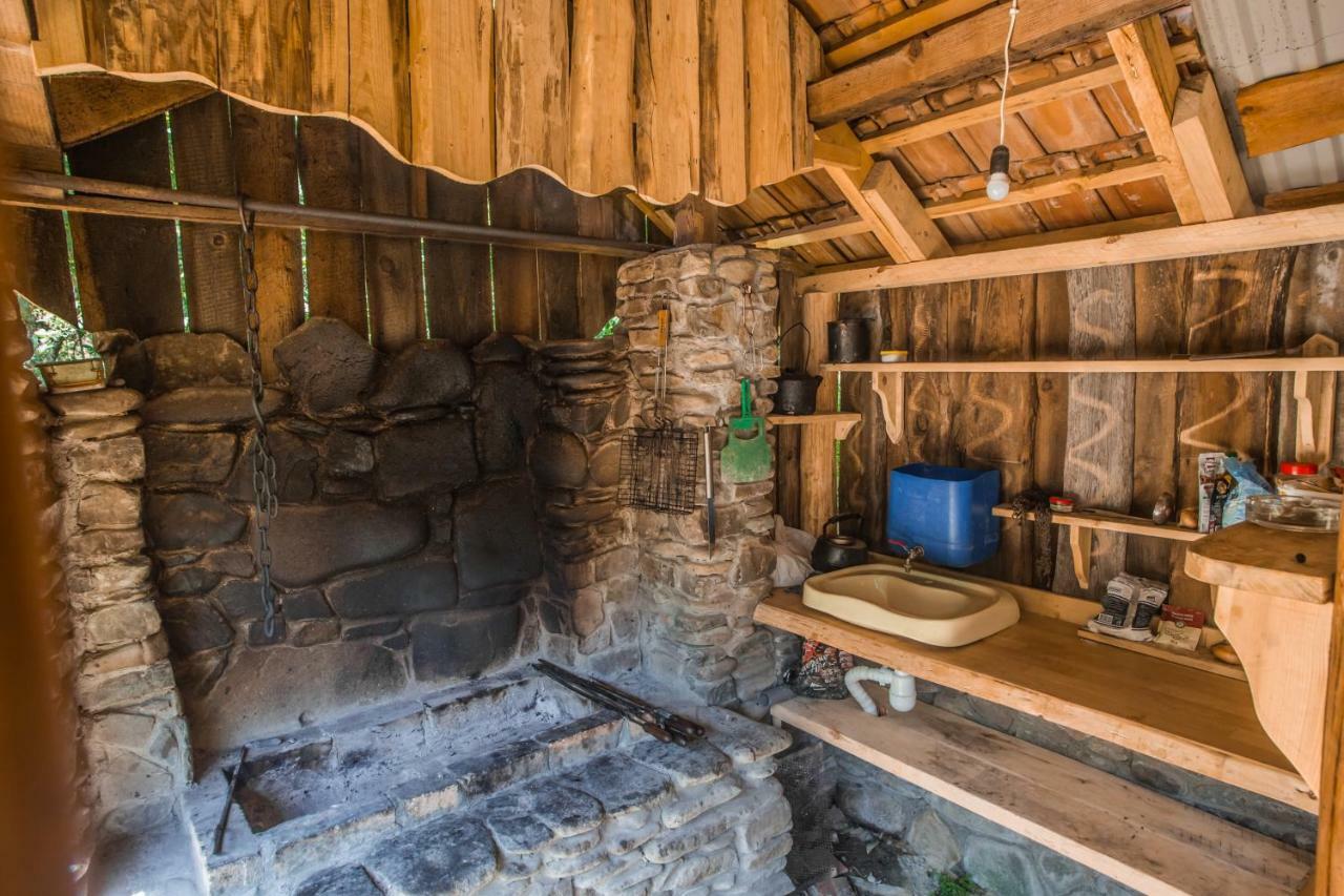 Садиба Над Потоком Lumşorî Exterior foto
